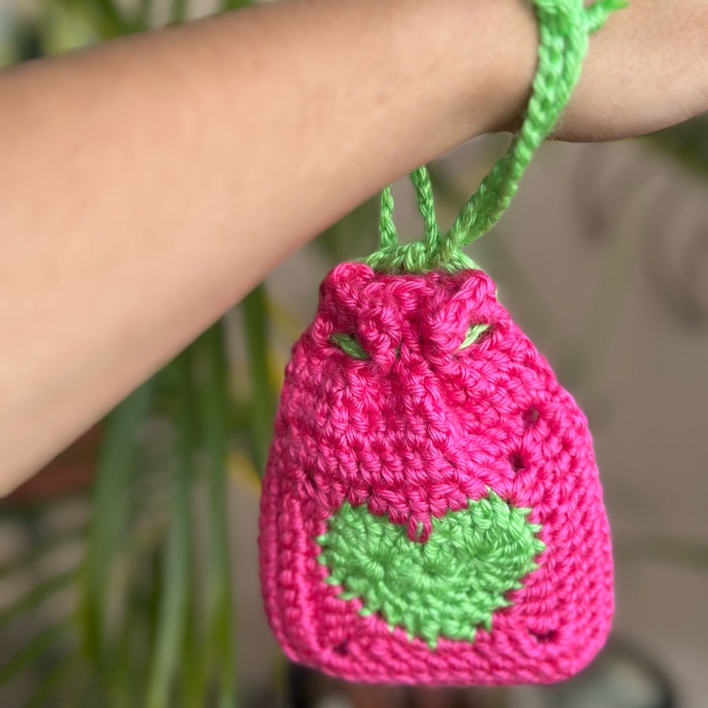 Handmade Crochet Pouch with Heart Design (Pink and Green) - Picture 5 of 8